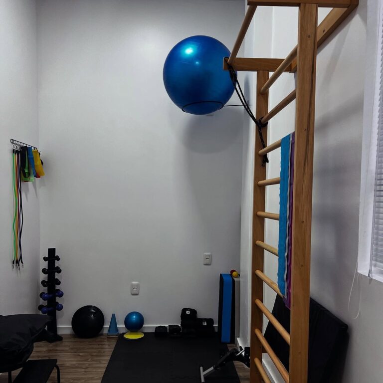 Instagram post from atendjafarroupilha. This post is in position 16.